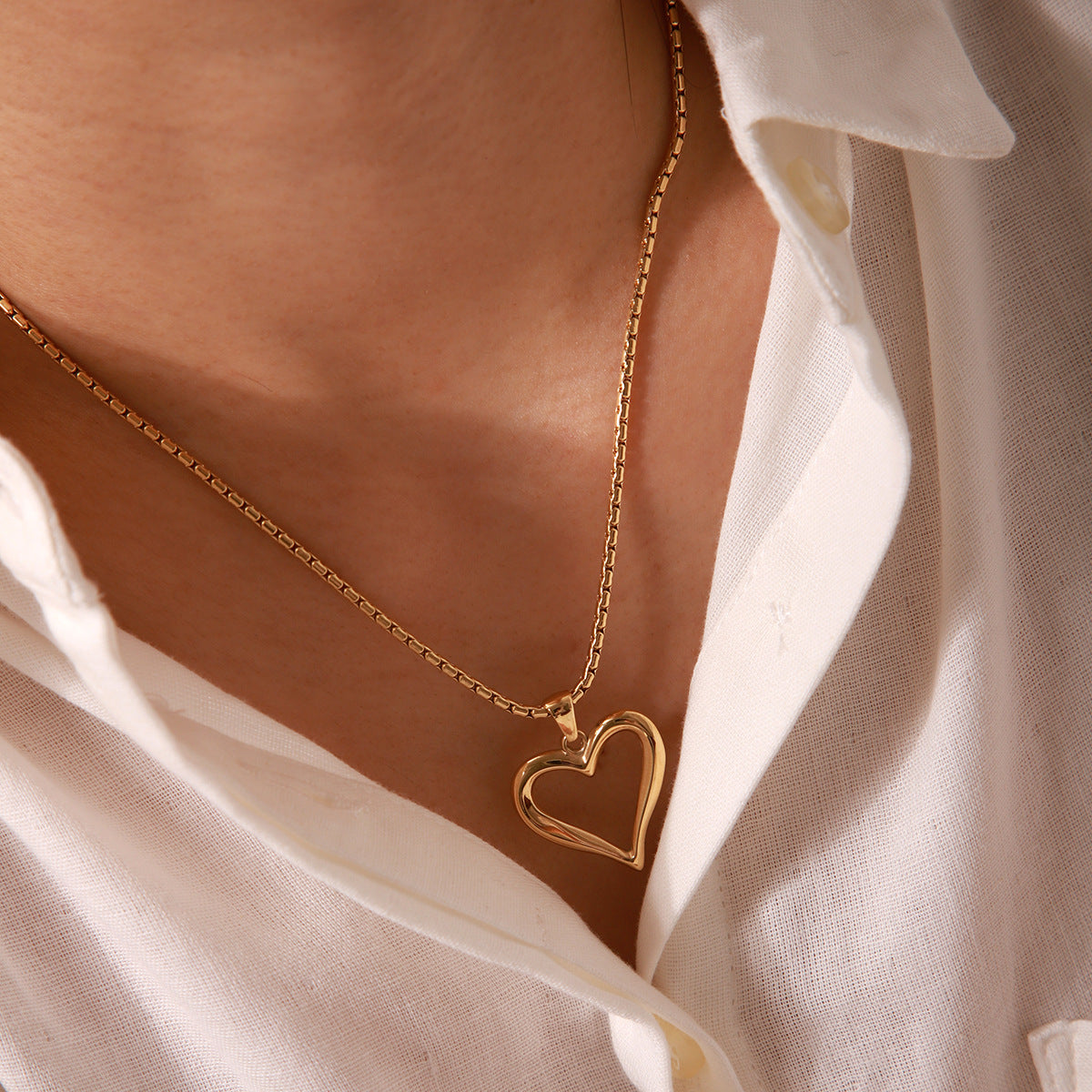 Amor | Toujours Pendant Necklace