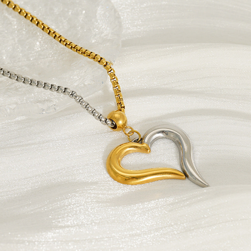 Amor | Lumière Heart Pendant Necklace